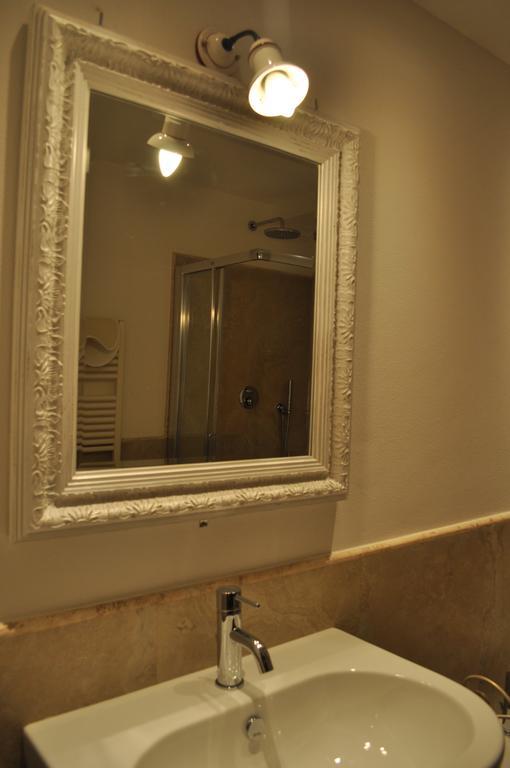 Visconte Apartment Флоренция Номер фото